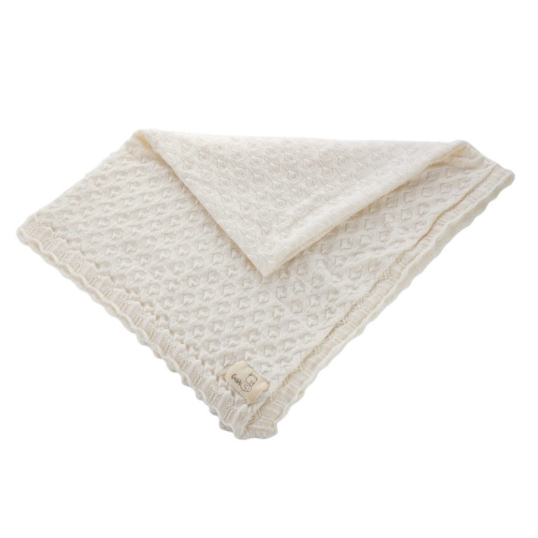 Мериносово детско плетено одеяло
