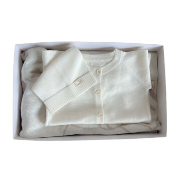 Комплект: Сгушен в мекото облаче на, merino Gush 16 Комплект продукти за бебе от 100% мерино вълна