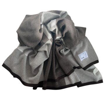 плетено одеяло от 100% фина, мека, мерино вълна